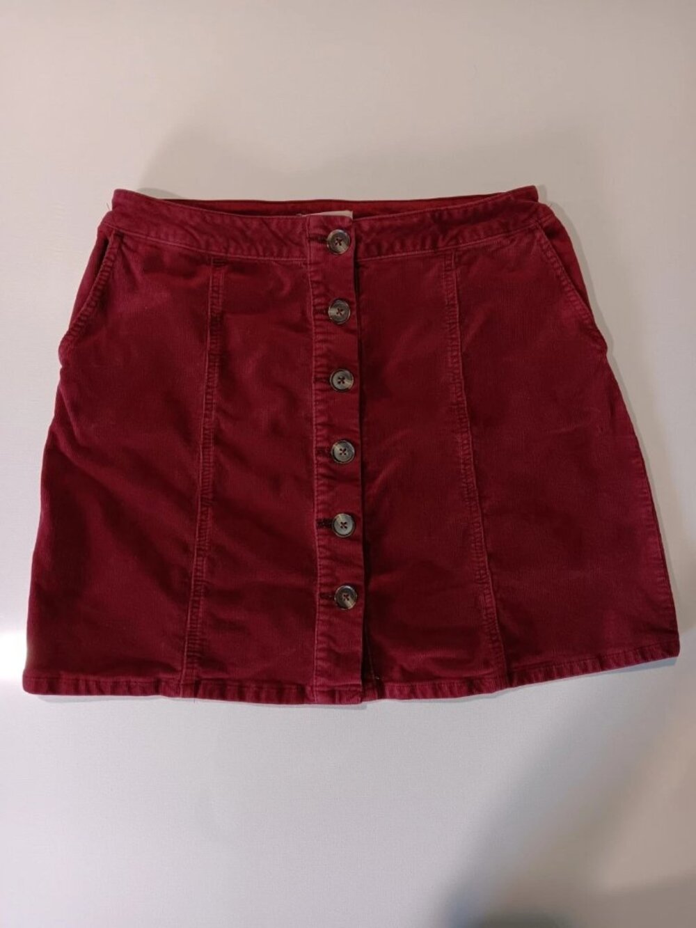 Maurices Corduroy Mini Skirt Button 8 Maroon Dark Academia Retro 70s Chic Preppy